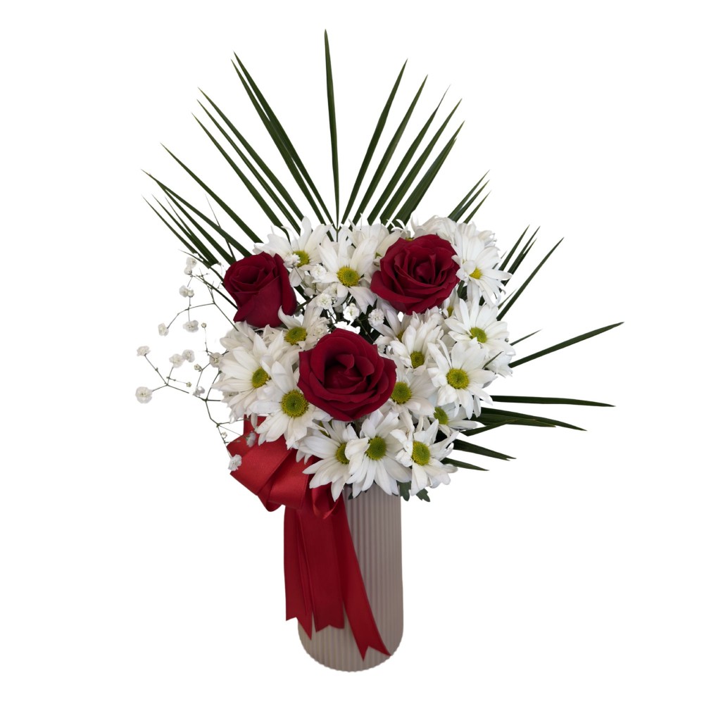 Plastik Vazoda 3 Kırmızı Gül ve Papatyalar